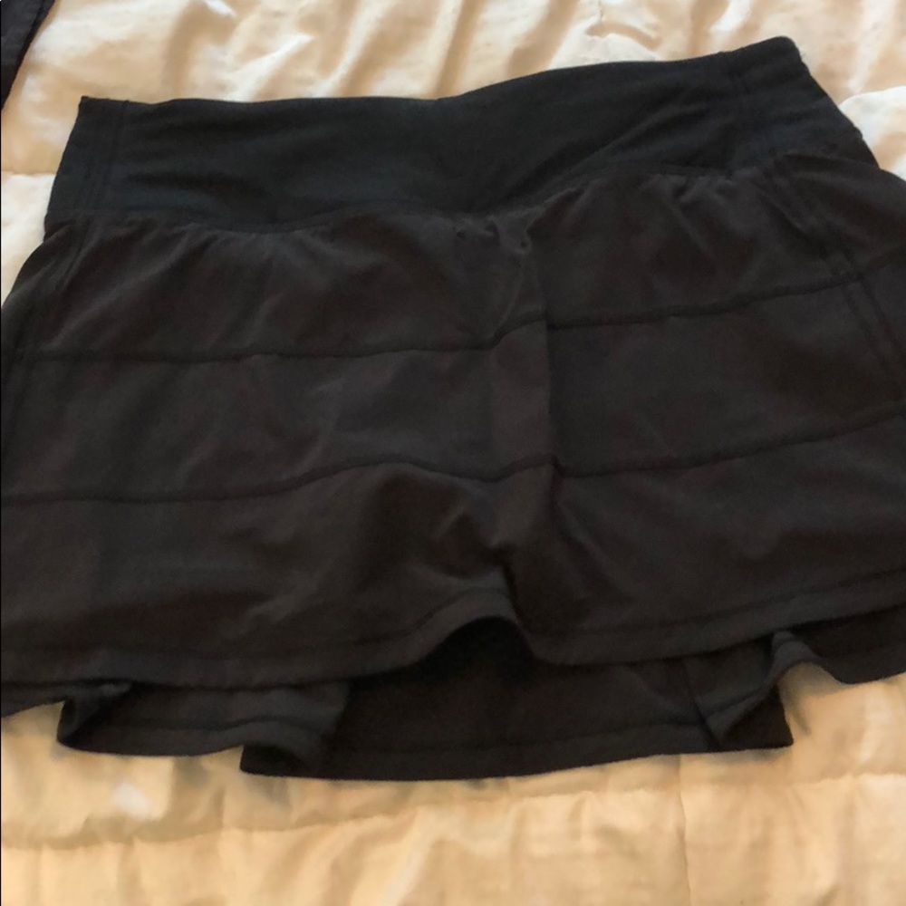 LULULEMON TENNIS SKIRT WITH BUILT IN SHORTS